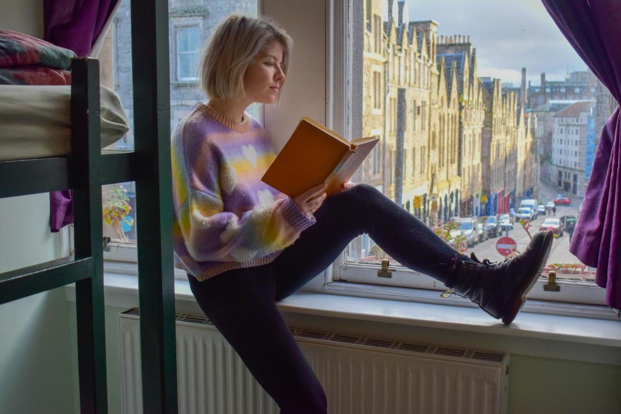 Royal Mile Backpackers Hostel Edinburgh Bagian luar foto